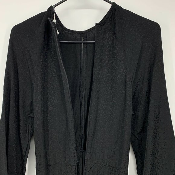 H&M Dress Black Leopard Print Jacquard Wide Sleeve Asymmetrical Midi - Picture 12 of 12